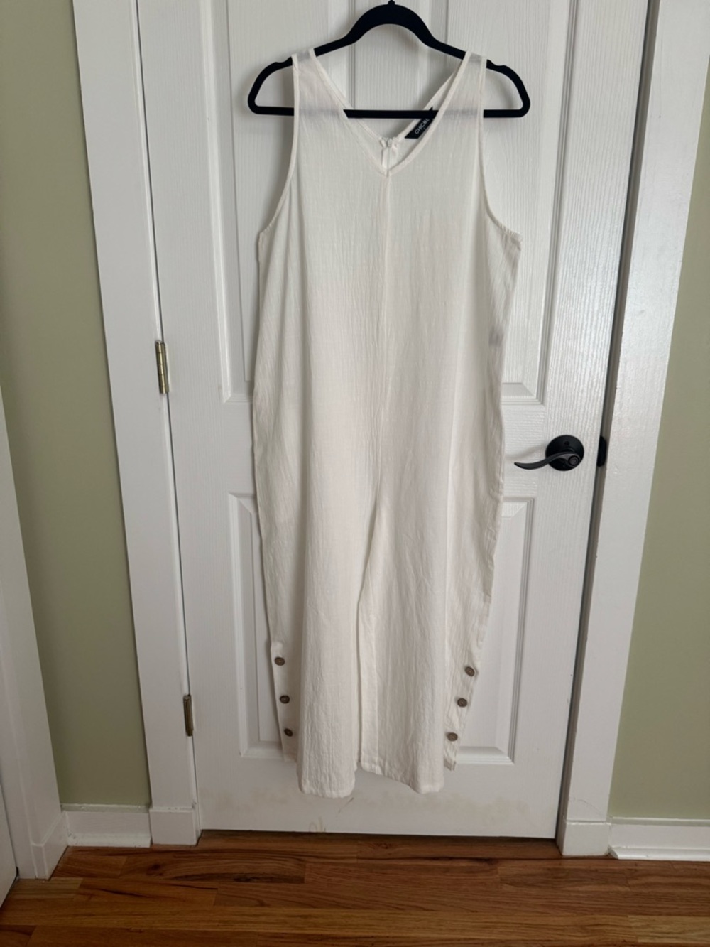 Chicme Sleeveless Ivory Romper size L